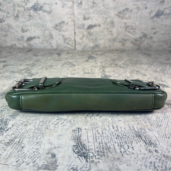 banana republic leather clutch bag with 2 buckles on front - Picture 5 of 11